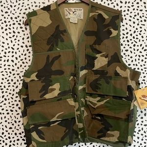 NWT Duck Bay Hunting Vest